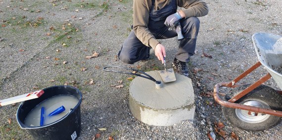Sockel Straßenlaterne betonieren, © Chiemsee Camping Rödlgries