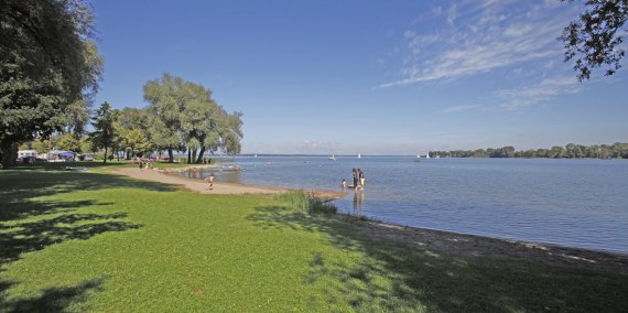 Badestelle am Chiemsee, © Chiemsee Camping